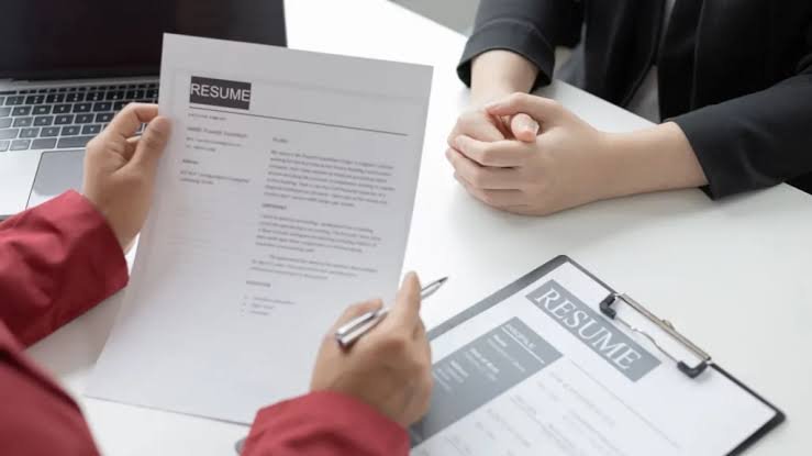 How to Give Your Resume a More Modern Structure